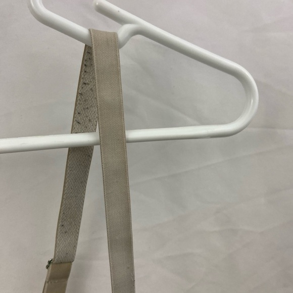 Victoria's Secret Bra Women's 38DD Cream Lace Push Up Without Padding Angels - Picture 7 of 16